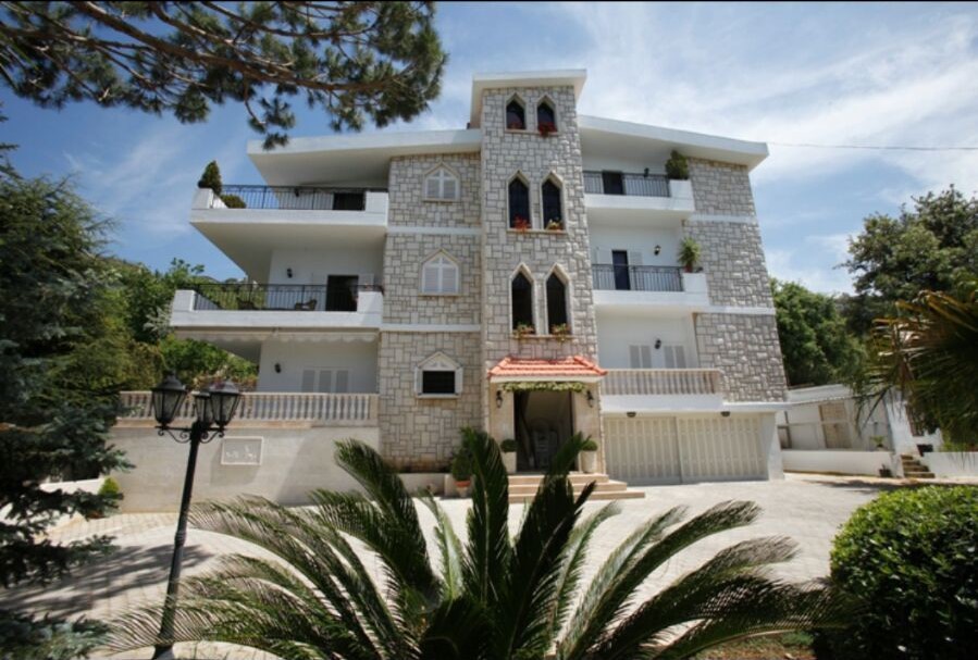 Ain Saade, Metn, Lebanon, 6 Bedrooms Bedrooms, 6 Rooms Rooms,8 BathroomsBathrooms,Villa,Buy,13225110768